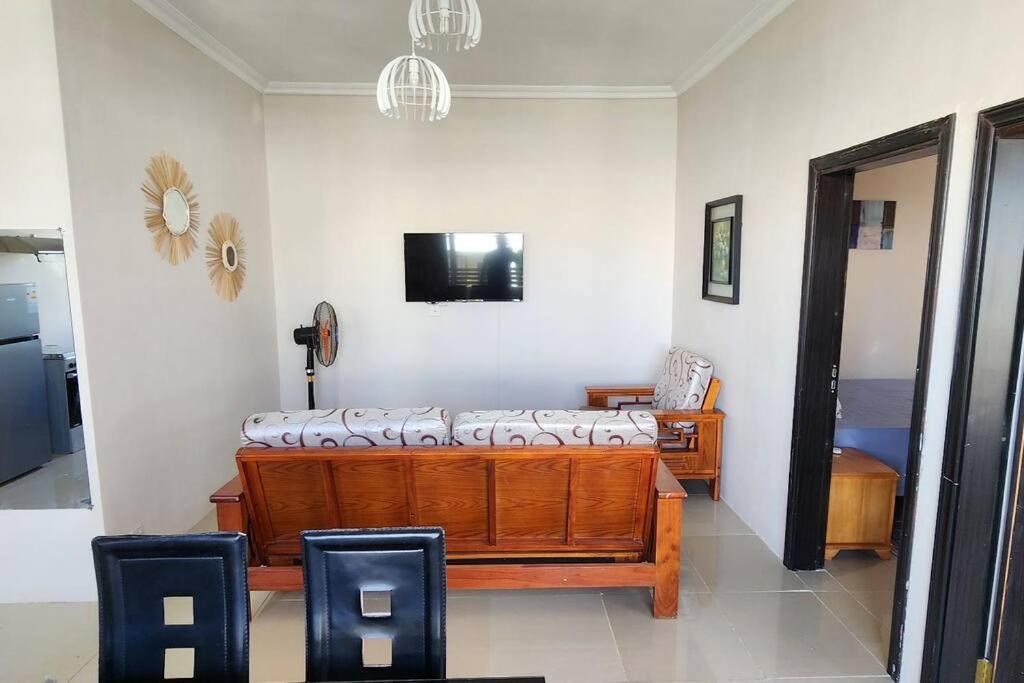 Apartment Number 9, 2nd Floor,pebble Bay Appartments *
